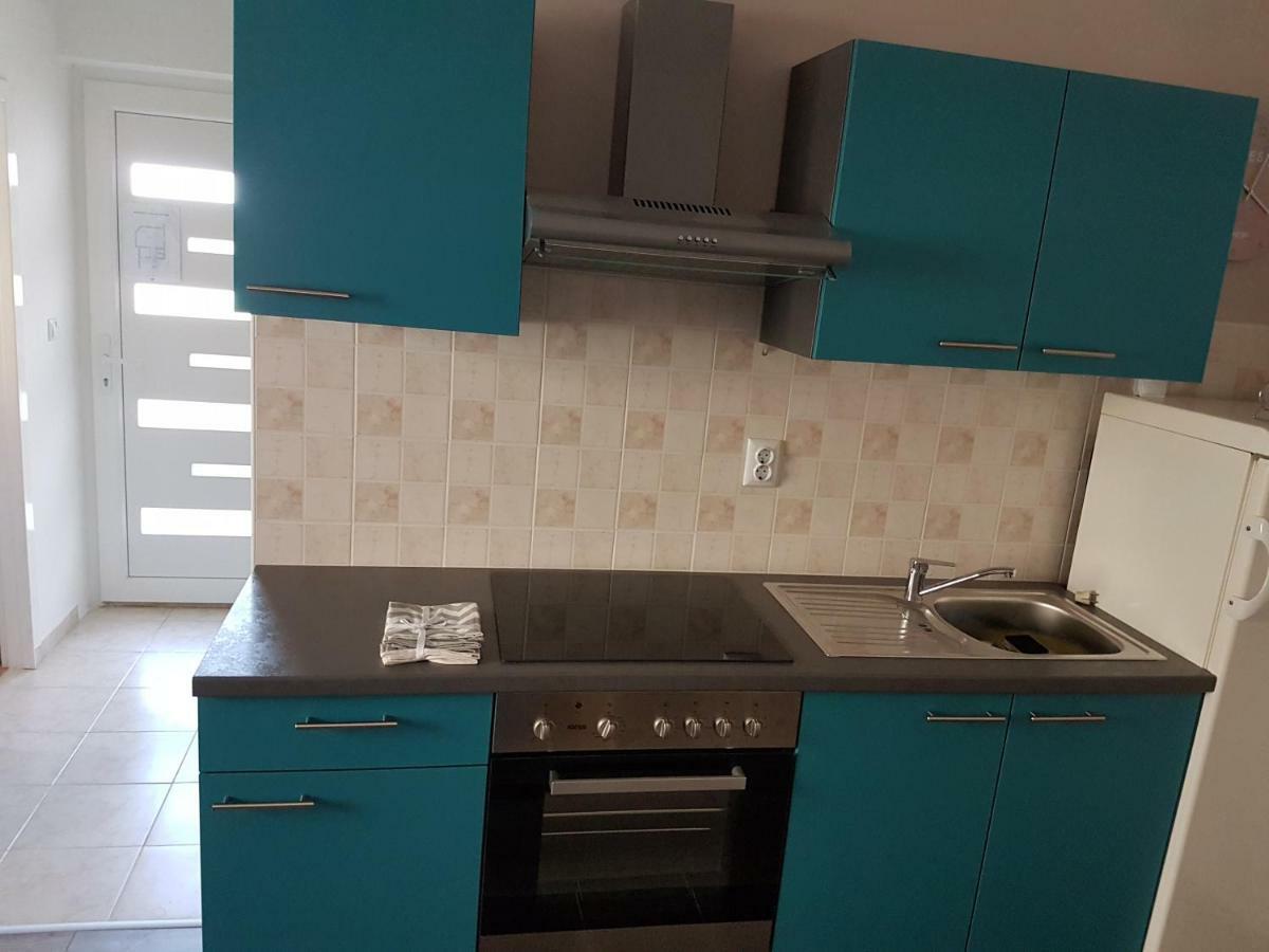 Griva Studio Apartman ซาดาร์ ภายนอก รูปภาพ