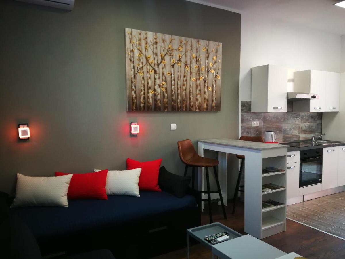 Griva Studio Apartman ซาดาร์ ภายนอก รูปภาพ